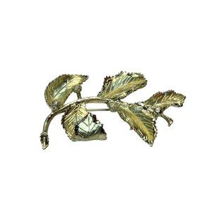 Vintage 1940's Coro Gold Plated Five Leaves Berry Brooch Pin